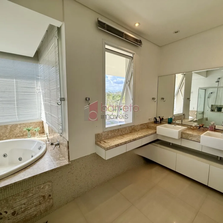 CASA À VENDA NO CONDOMÍNIO RESERVA DA SERRA – MEDEIROS – JUNDIAÍ/SP