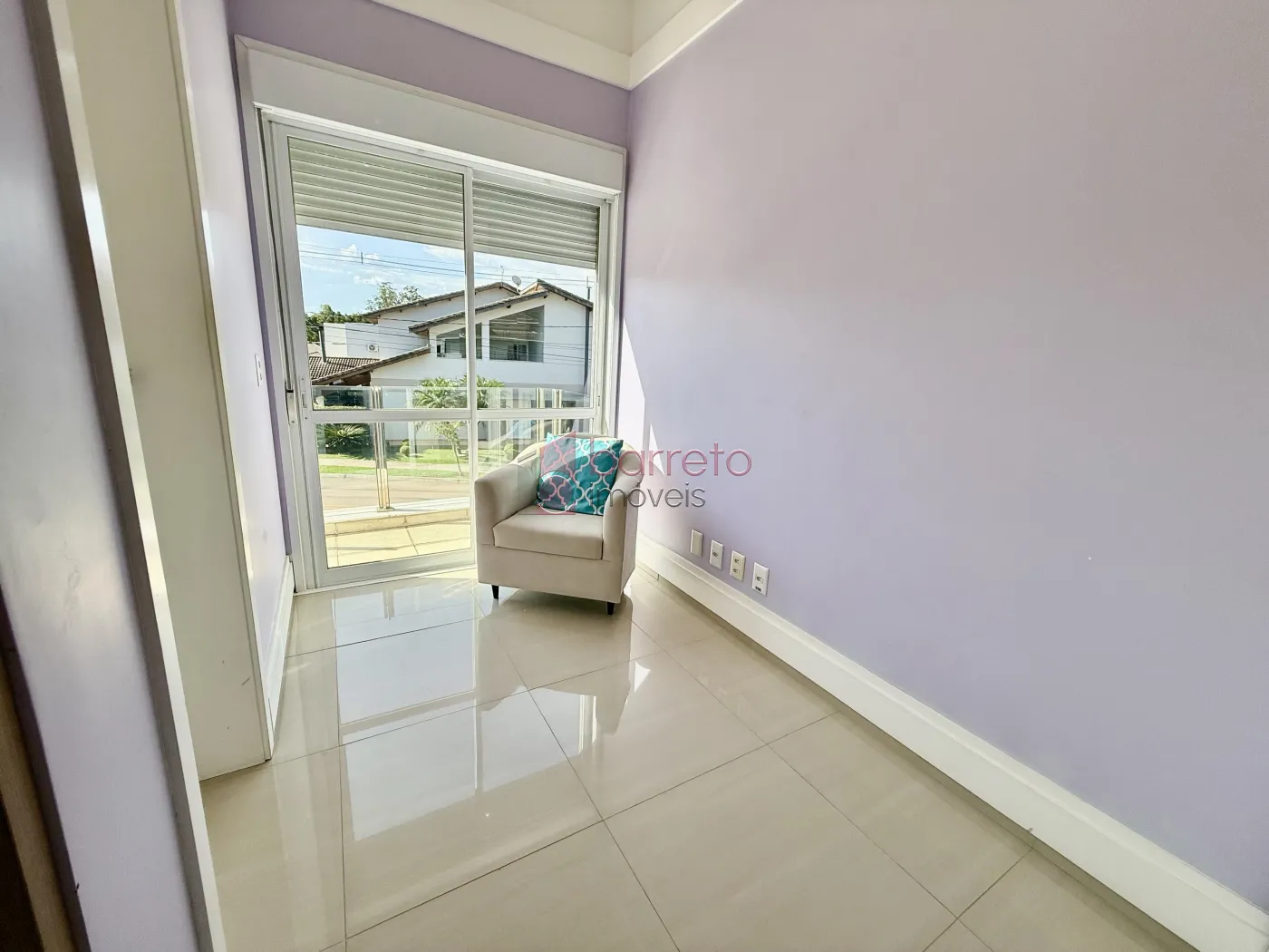 CASA À VENDA NO CONDOMÍNIO RESERVA DA SERRA – MEDEIROS – JUNDIAÍ/SP