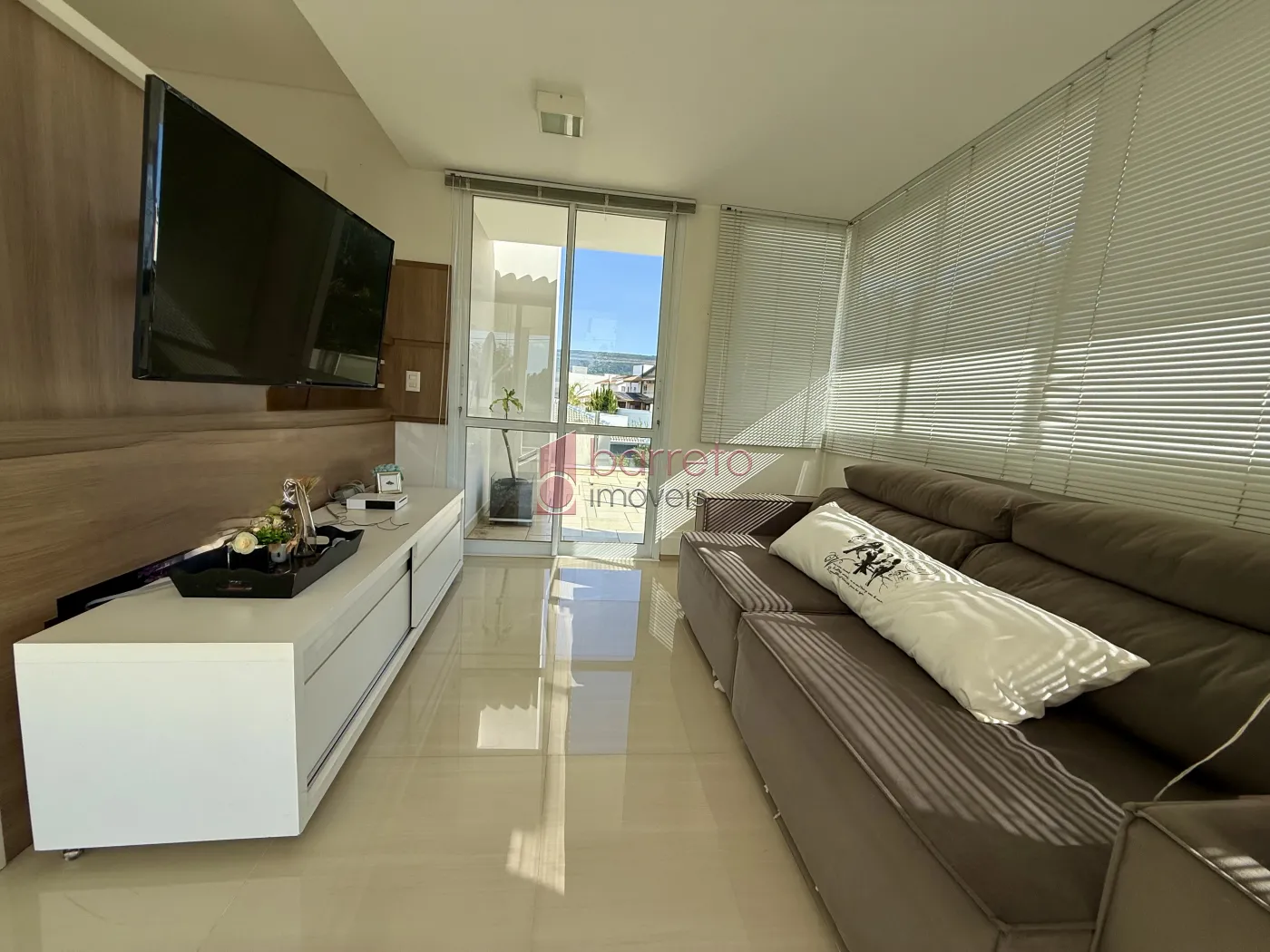CASA À VENDA NO CONDOMÍNIO RESERVA DA SERRA – MEDEIROS – JUNDIAÍ/SP