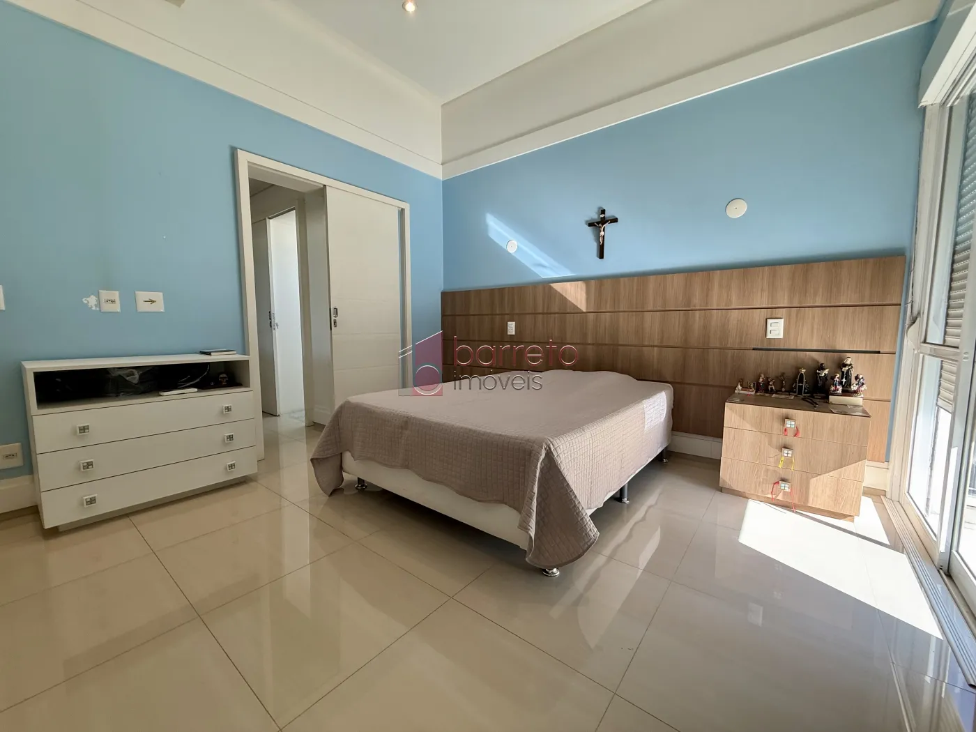 CASA À VENDA NO CONDOMÍNIO RESERVA DA SERRA – MEDEIROS – JUNDIAÍ/SP