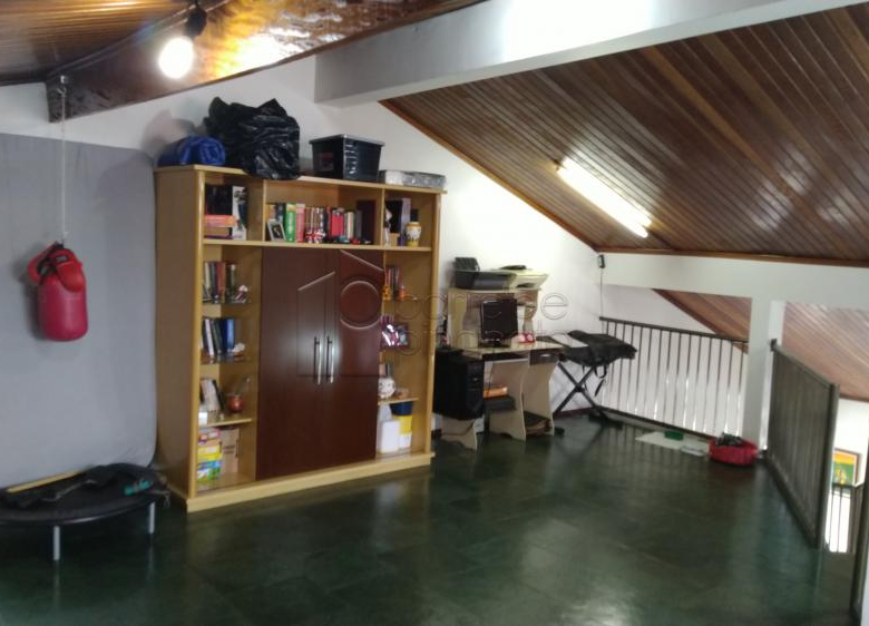 Casa Sobrado em Jundiaí
