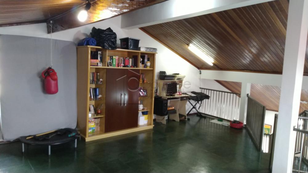 Casa Sobrado em Jundiaí