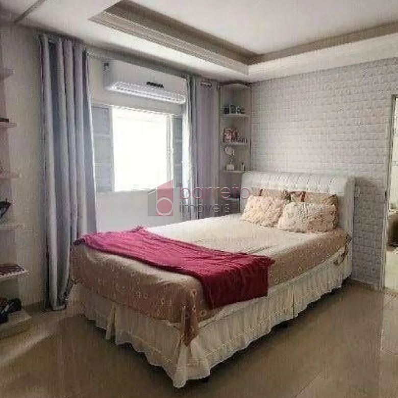 CASA TÉRREA À VENDA NO BAIRRO HORTO SANTO ANTÔNIO EM JUNDIAÍ/SP
