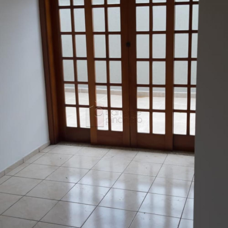 SOBRADO RESIDENCIAL E COMERCIAL PARA VENDA NO JARDIM CICA – JUNDIAÍ/SP