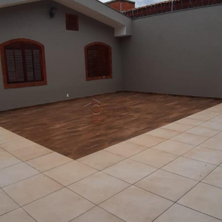 SOBRADO RESIDENCIAL E COMERCIAL PARA VENDA NO JARDIM CICA – JUNDIAÍ/SP