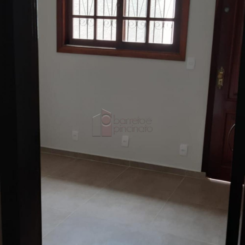 SOBRADO RESIDENCIAL E COMERCIAL PARA VENDA NO JARDIM CICA – JUNDIAÍ/SP