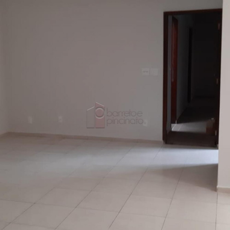 SOBRADO RESIDENCIAL E COMERCIAL PARA VENDA NO JARDIM CICA – JUNDIAÍ/SP