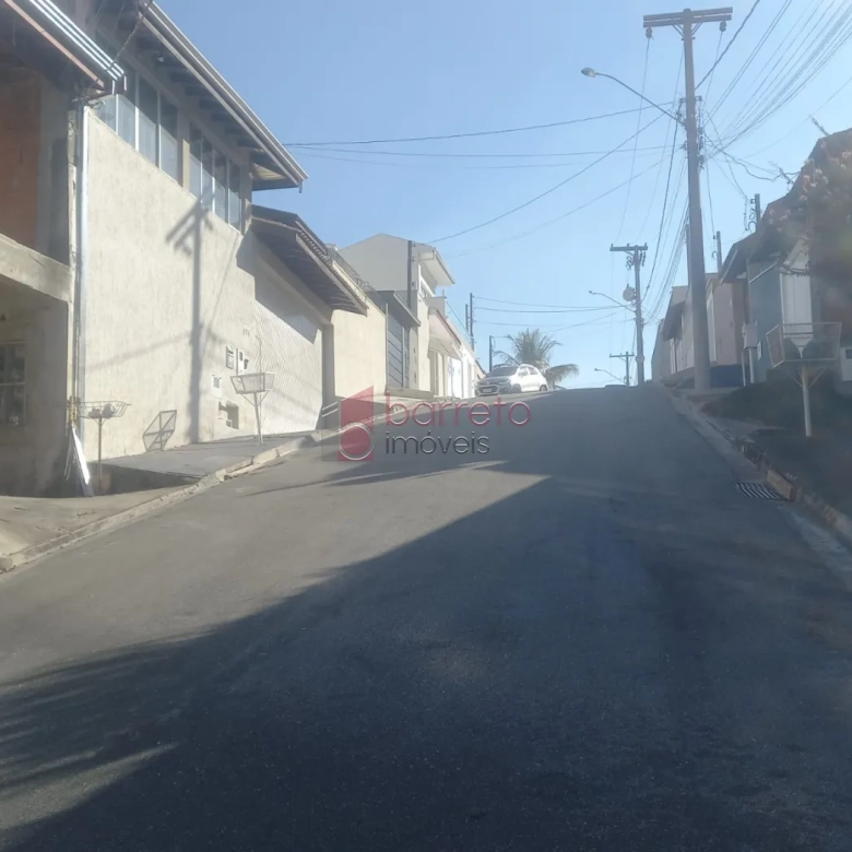 CASA COM ÁREA GOURMET À VENDA NO CAXAMBU – JUNDIAÍ/SP
