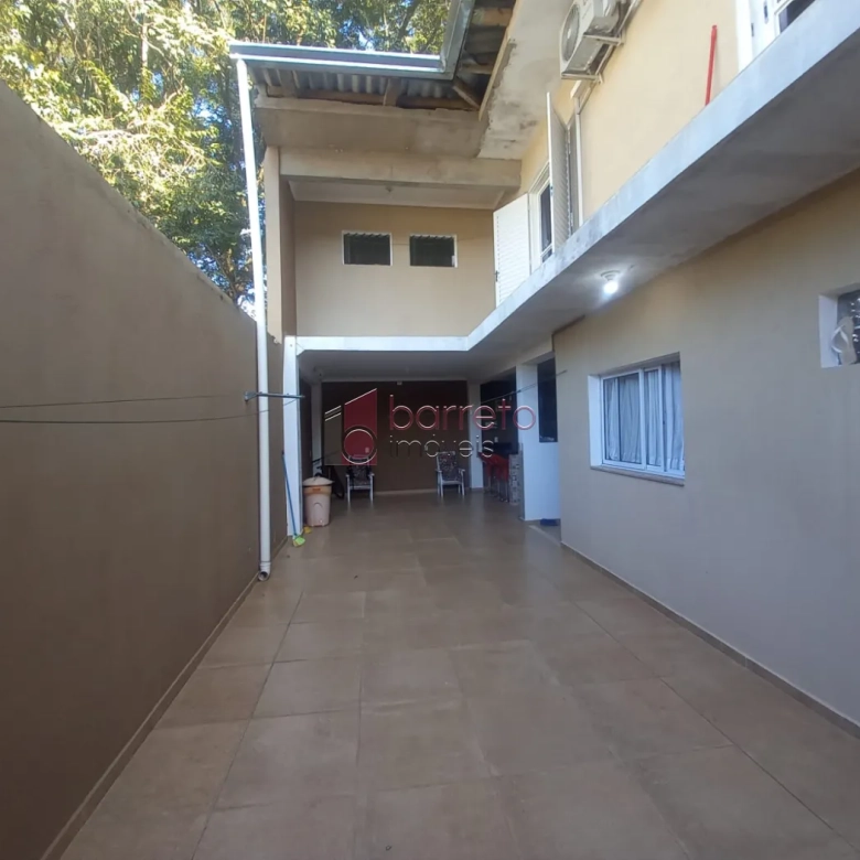 CASA COM ÁREA GOURMET À VENDA NO CAXAMBU – JUNDIAÍ/SP
