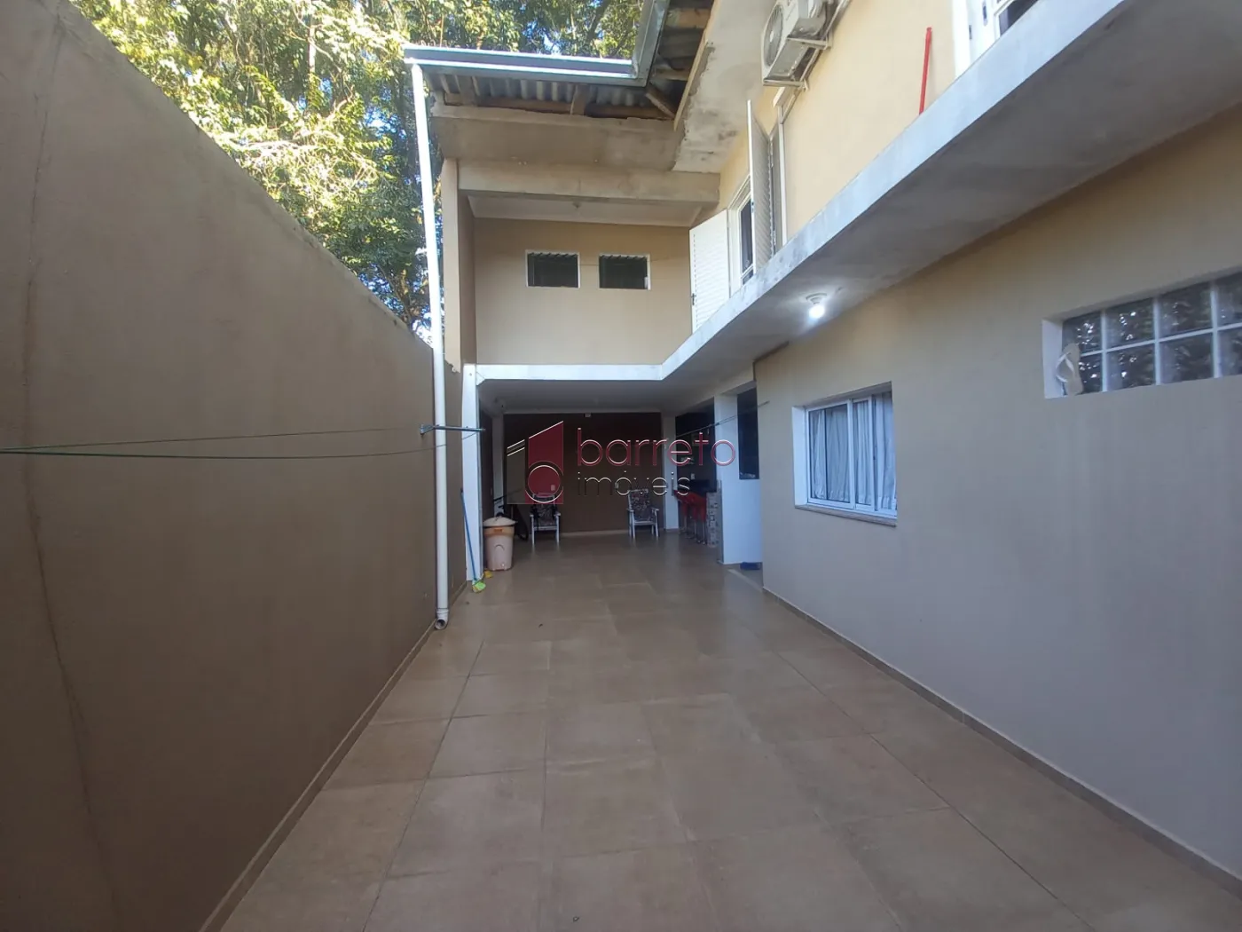CASA COM ÁREA GOURMET À VENDA NO CAXAMBU – JUNDIAÍ/SP