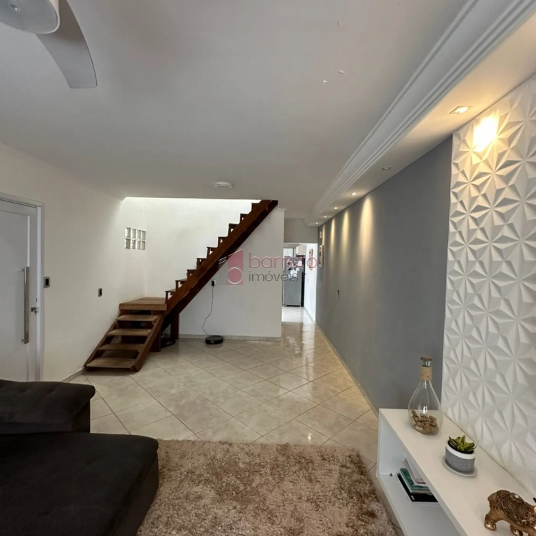 CASA COM ÁREA GOURMET À VENDA NO CAXAMBU – JUNDIAÍ/SP