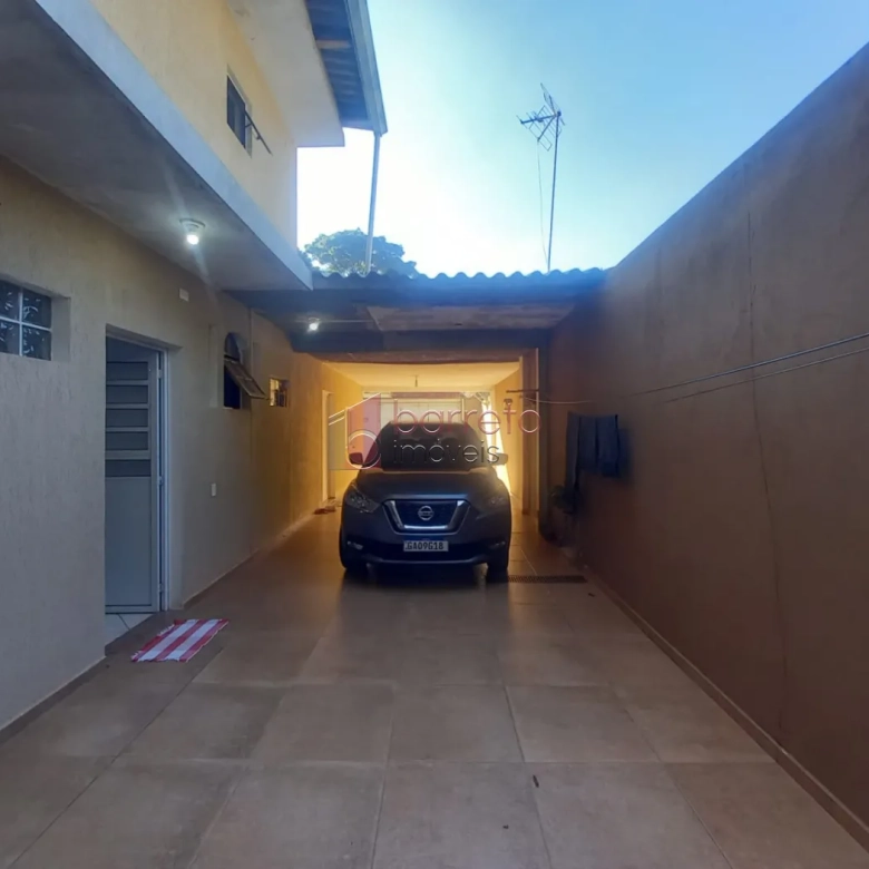 CASA COM ÁREA GOURMET À VENDA NO CAXAMBU – JUNDIAÍ/SP