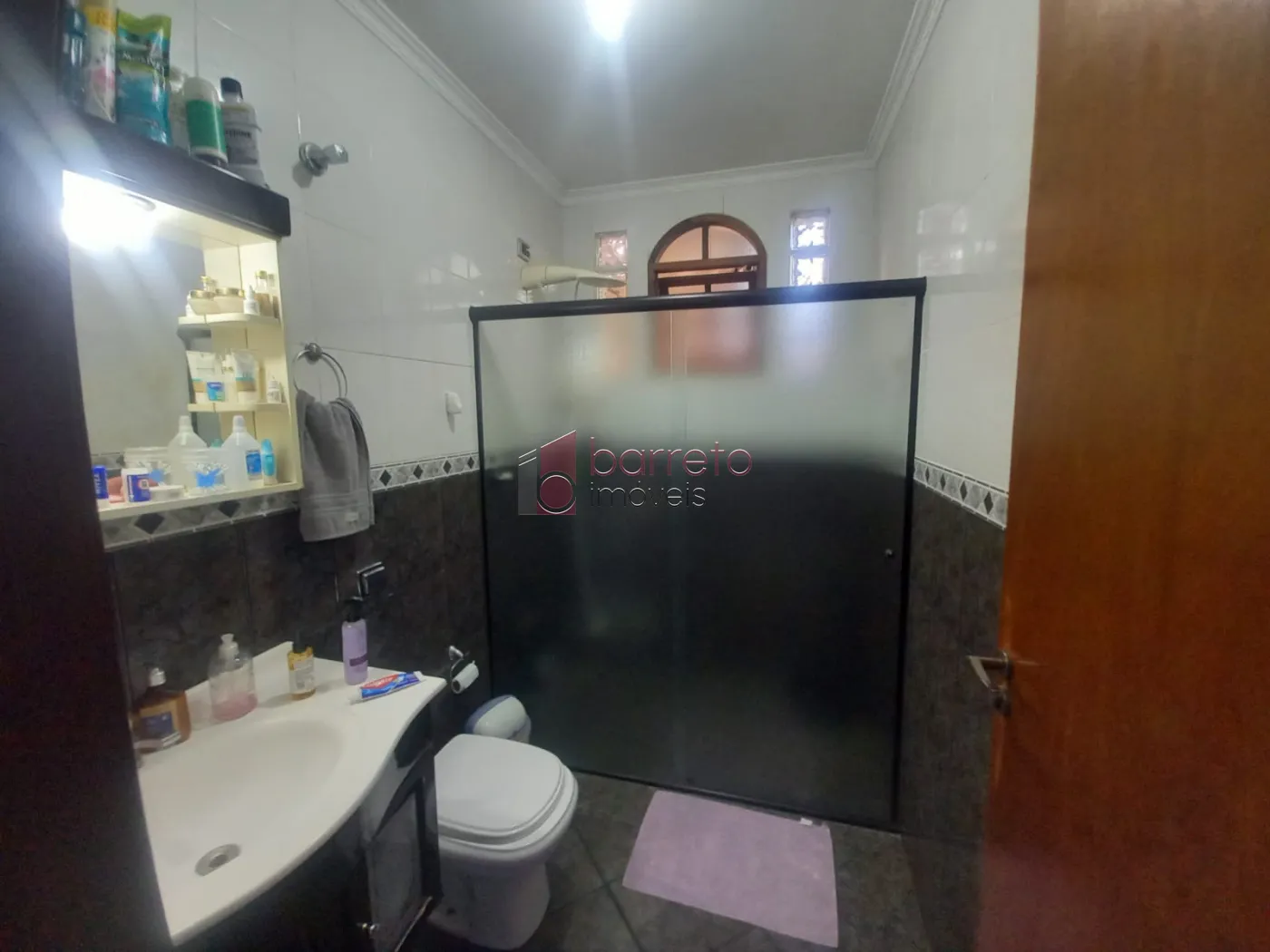 CASA COM ÁREA GOURMET À VENDA NO CAXAMBU – JUNDIAÍ/SP