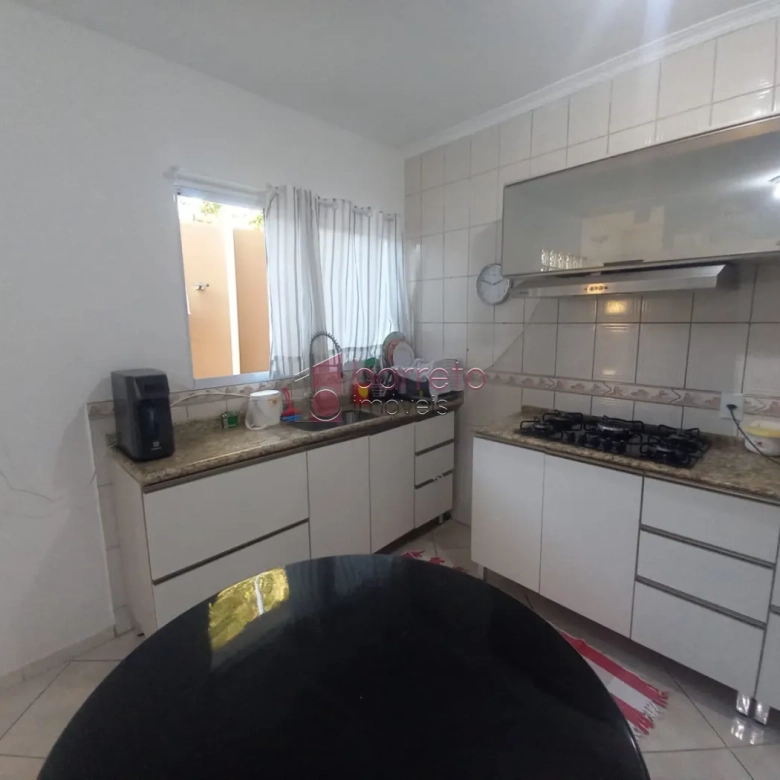 CASA COM ÁREA GOURMET À VENDA NO CAXAMBU – JUNDIAÍ/SP
