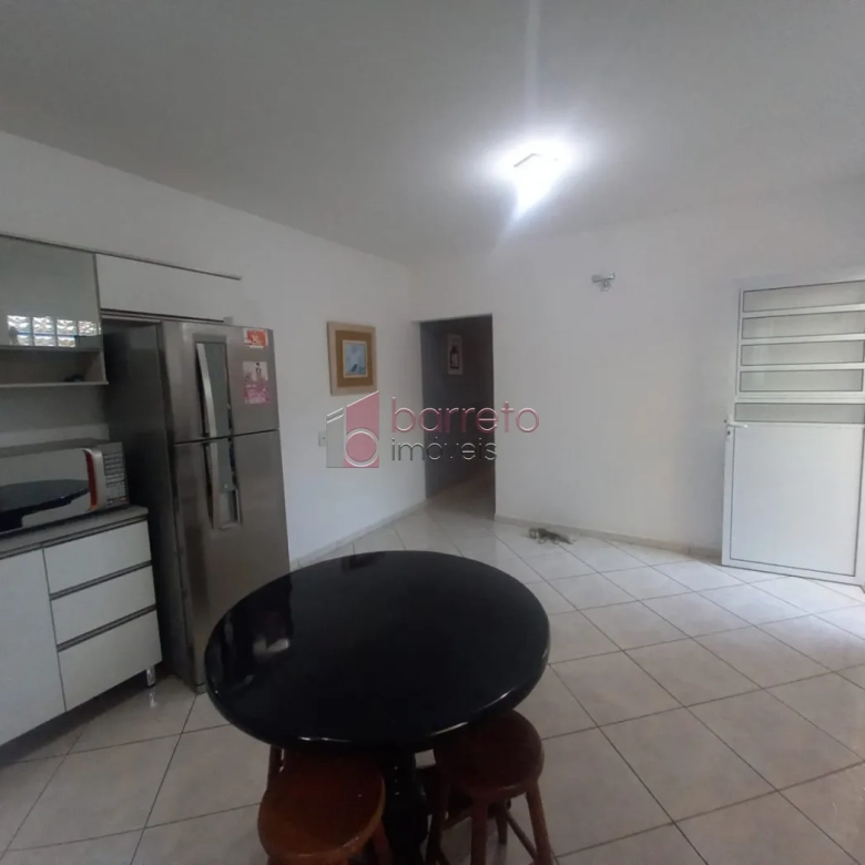 CASA COM ÁREA GOURMET À VENDA NO CAXAMBU – JUNDIAÍ/SP