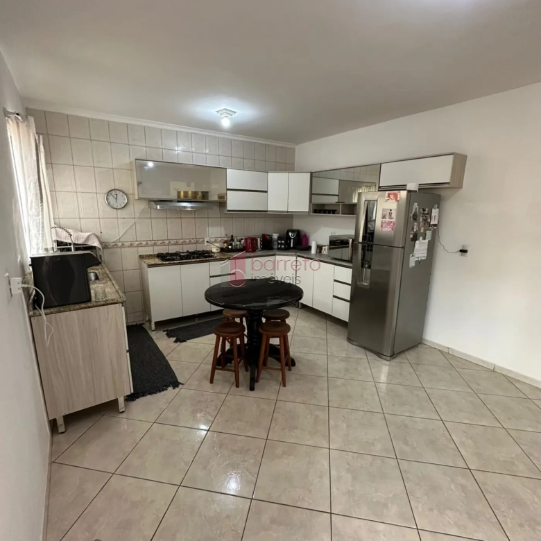 CASA COM ÁREA GOURMET À VENDA NO CAXAMBU – JUNDIAÍ/SP