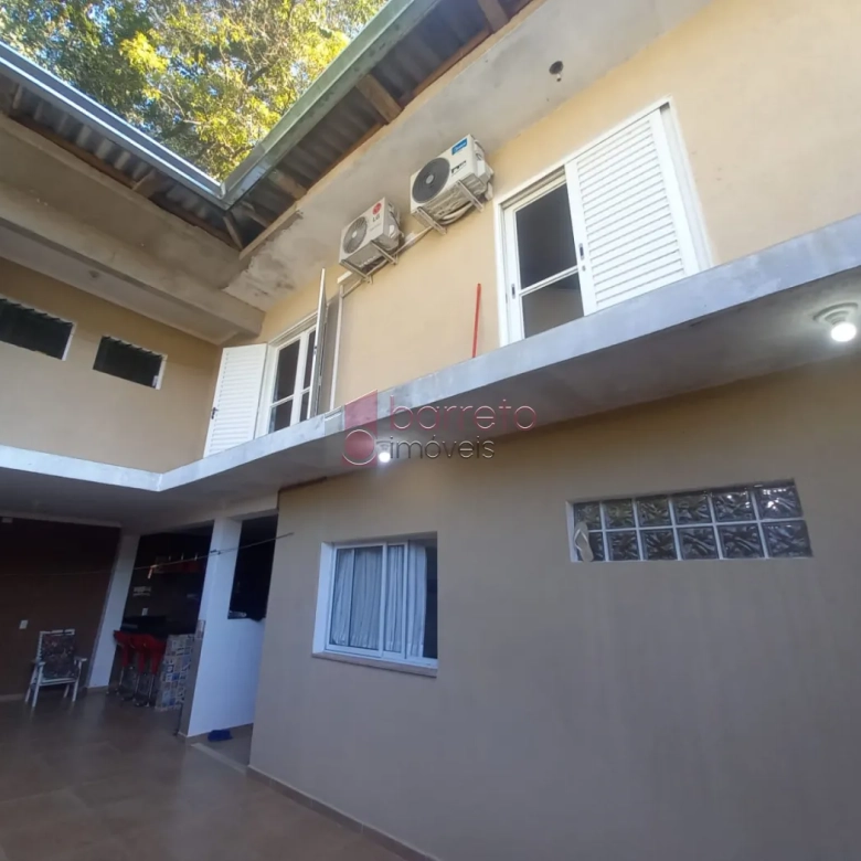 CASA COM ÁREA GOURMET À VENDA NO CAXAMBU – JUNDIAÍ/SP