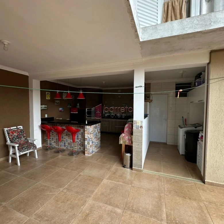 CASA COM ÁREA GOURMET À VENDA NO CAXAMBU – JUNDIAÍ/SP