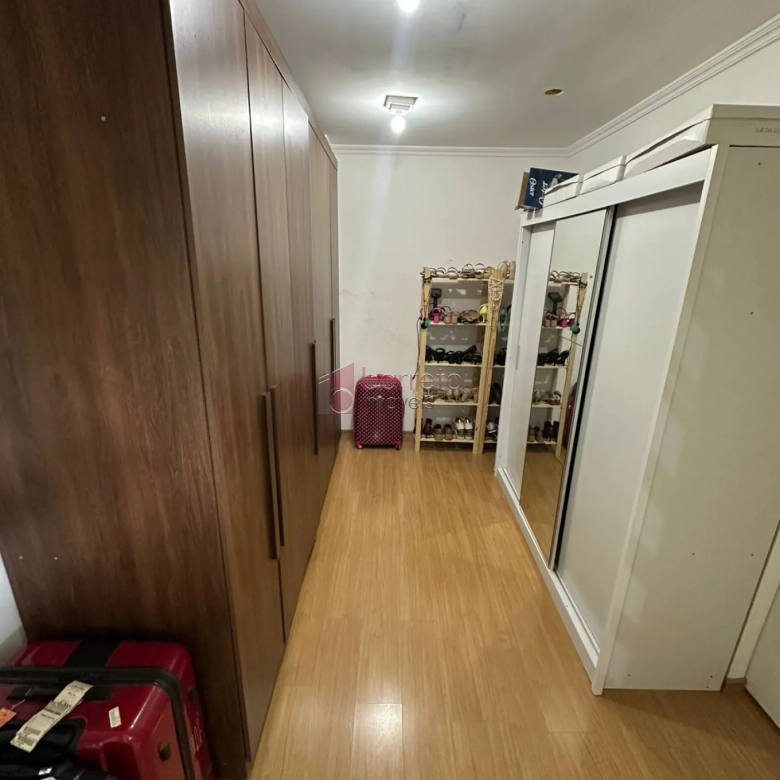 CASA COM ÁREA GOURMET À VENDA NO CAXAMBU – JUNDIAÍ/SP
