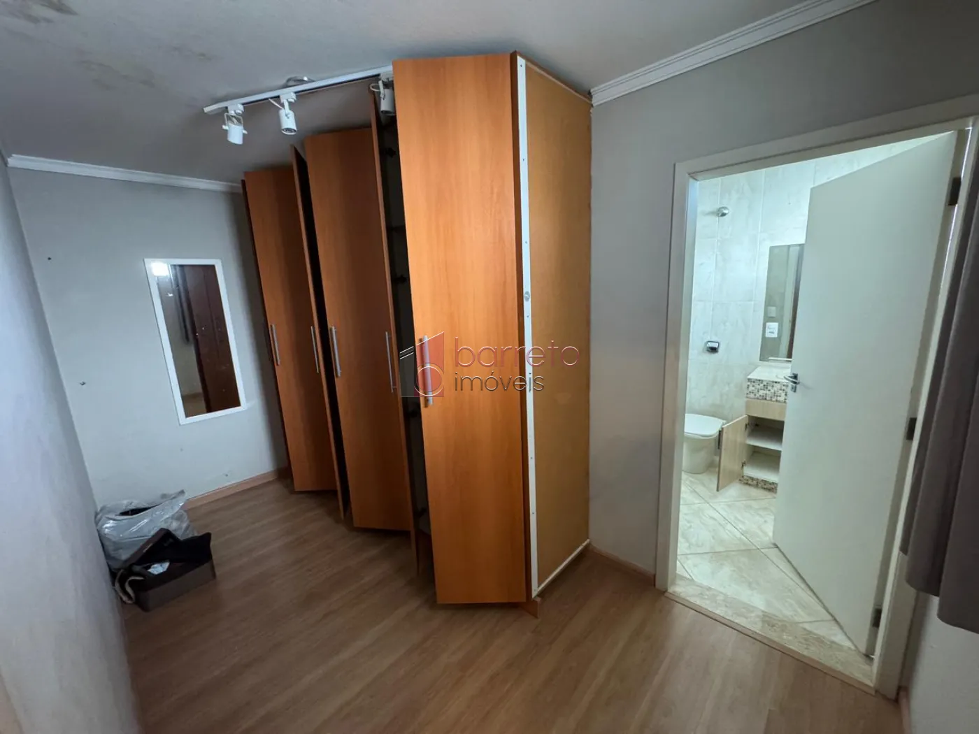 CASA À VENDA NO JARDIM DAS SAMAMBAIAS EM JUNDIAÍ/SP