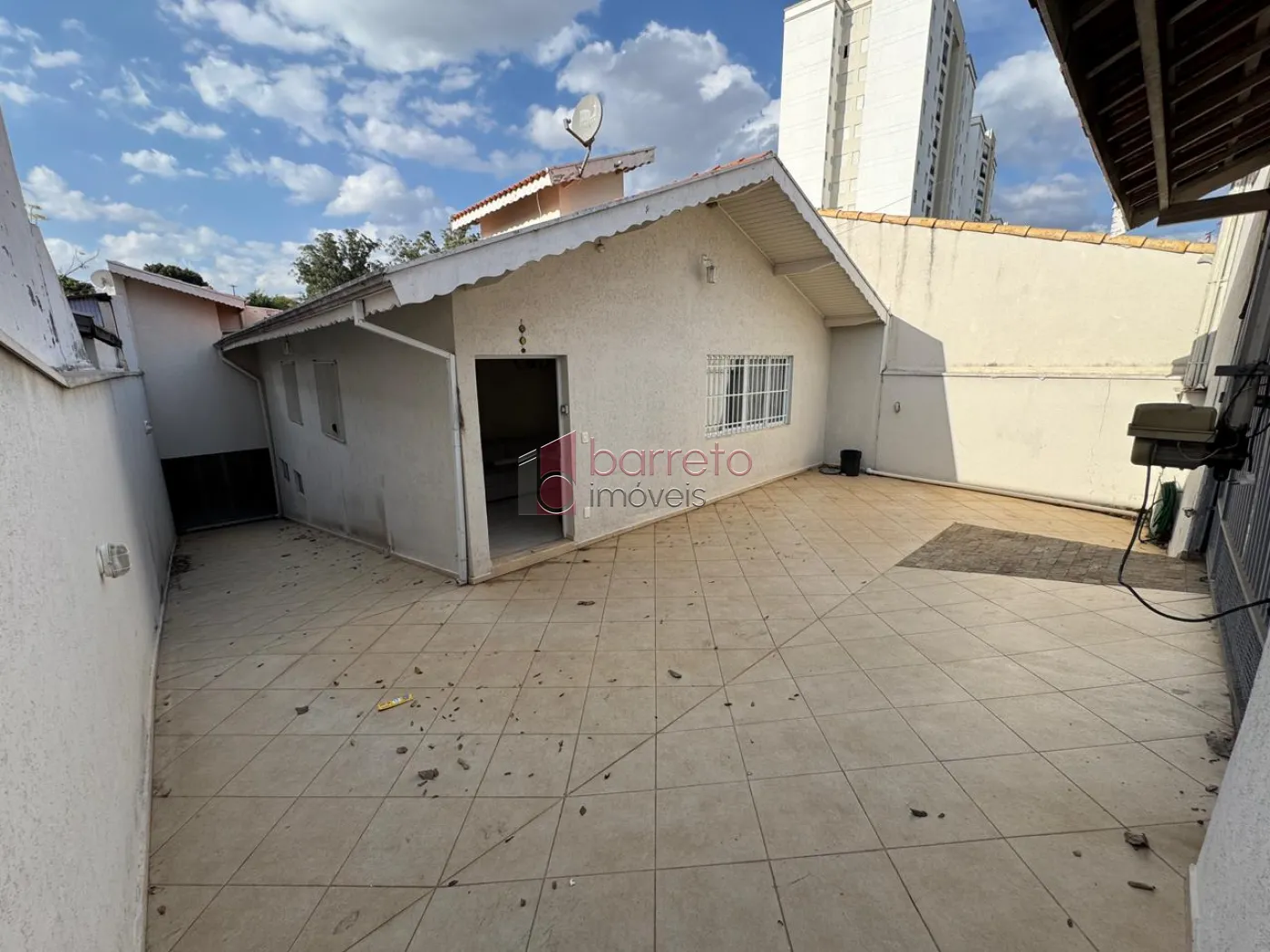 CASA À VENDA NO JARDIM DAS SAMAMBAIAS EM JUNDIAÍ/SP