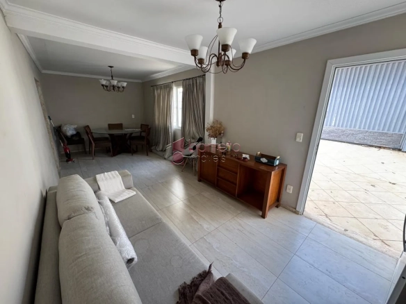 CASA À VENDA NO JARDIM DAS SAMAMBAIAS EM JUNDIAÍ/SP