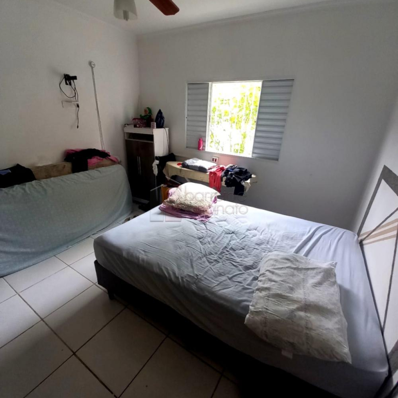 Casa para venda, no bairro Jardim do Lago, em Jundiaí