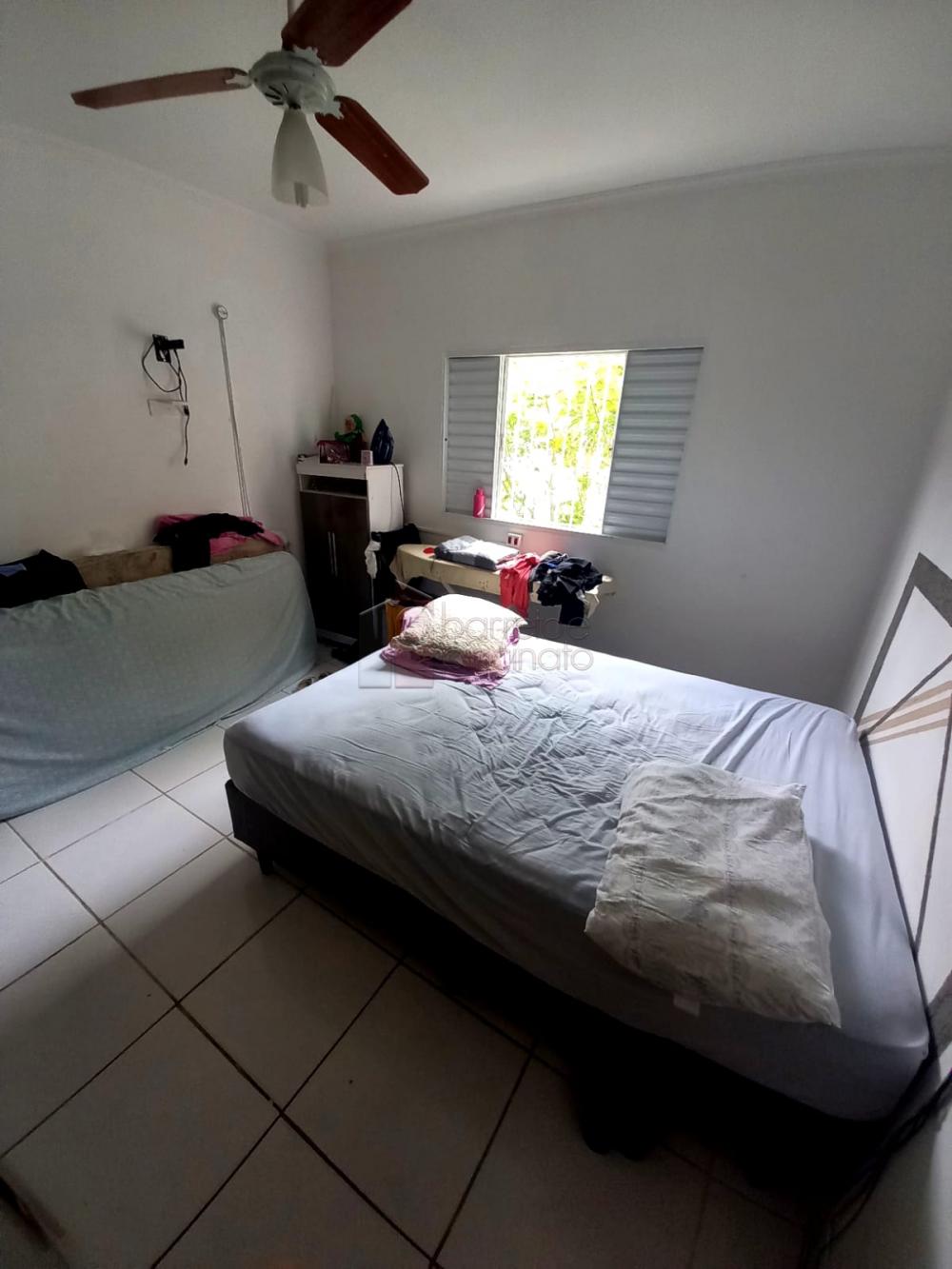 Casa para venda, no bairro Jardim do Lago, em Jundiaí
