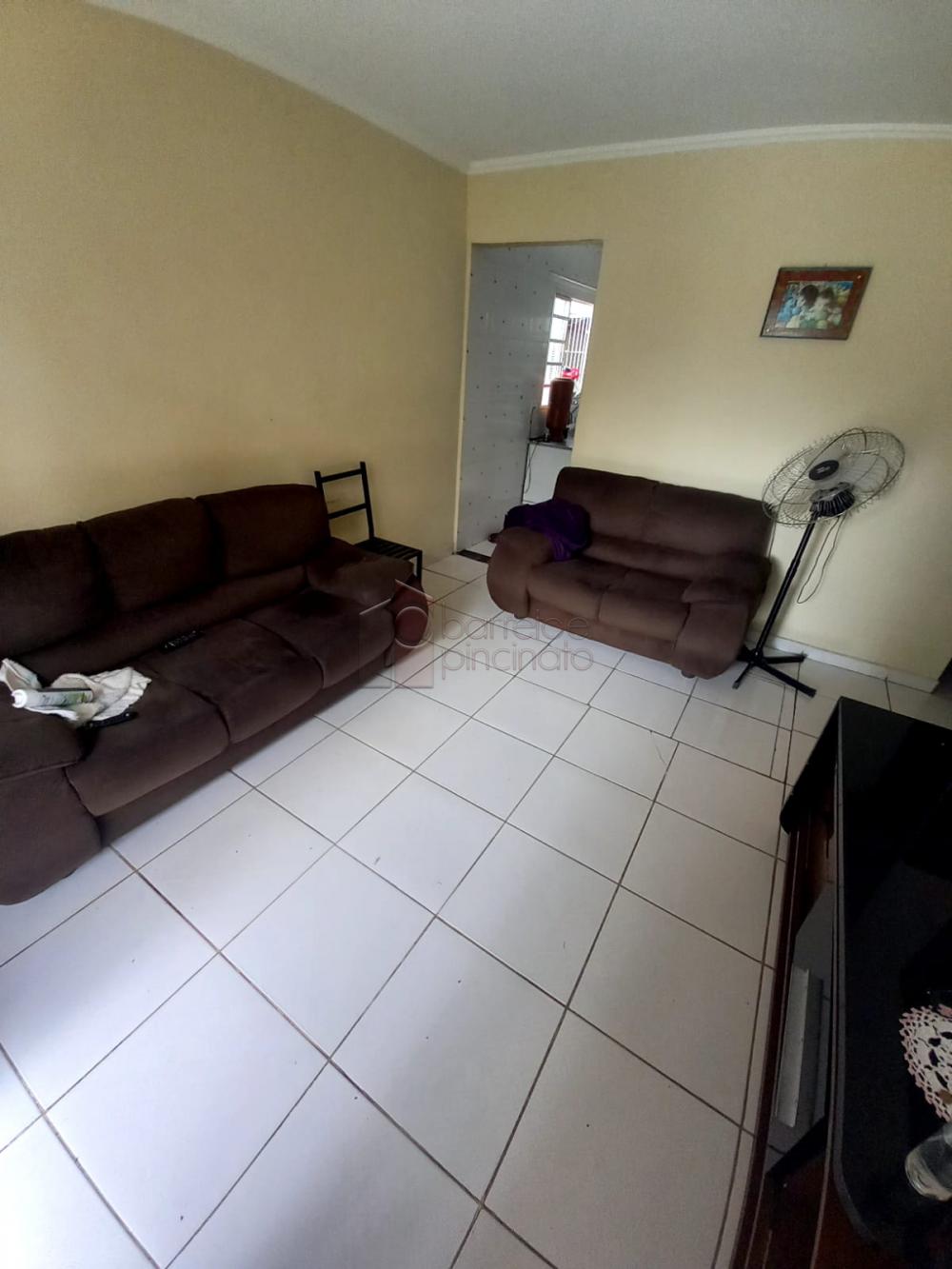 Casa para venda, no bairro Jardim do Lago, em Jundiaí