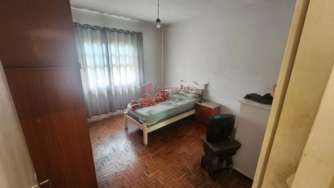 CASA COM EDÍCULA À VENDA NO JARDIM ESTÁDIO EM JUNDIAÍ/SP