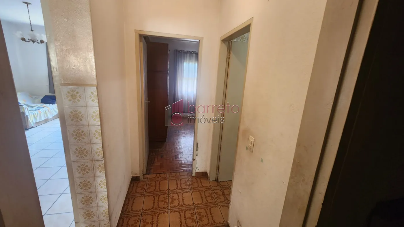 CASA COM EDÍCULA À VENDA NO JARDIM ESTÁDIO EM JUNDIAÍ/SP