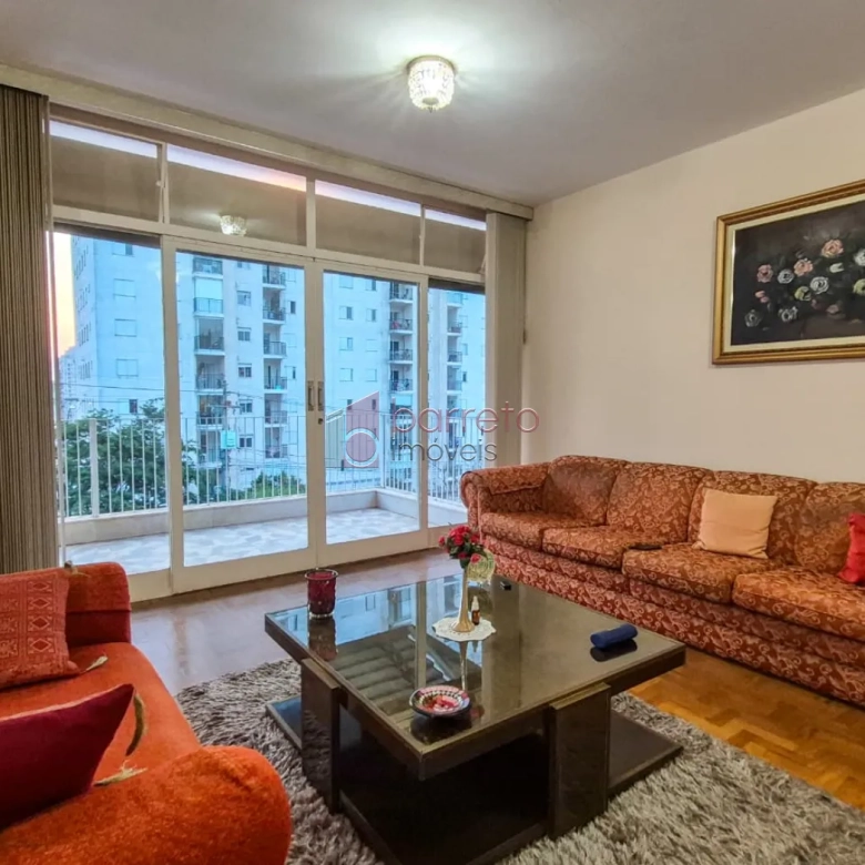 CASA À VENDA NO JARDIM ANA MARIA EM JUNDIAÍ/SP