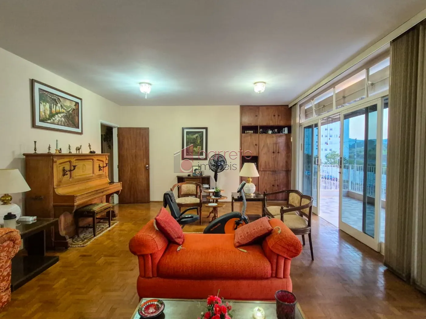 CASA À VENDA NO JARDIM ANA MARIA EM JUNDIAÍ/SP