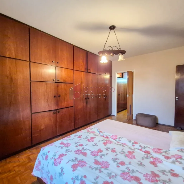 CASA À VENDA NO JARDIM ANA MARIA EM JUNDIAÍ/SP