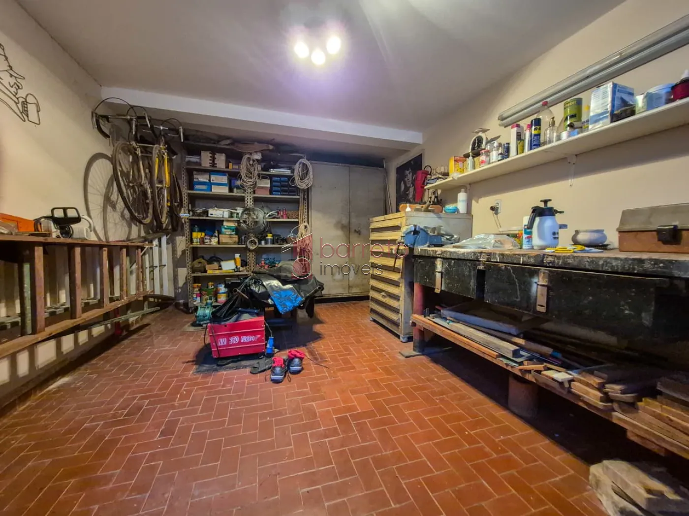 CASA À VENDA NO JARDIM ANA MARIA EM JUNDIAÍ/SP