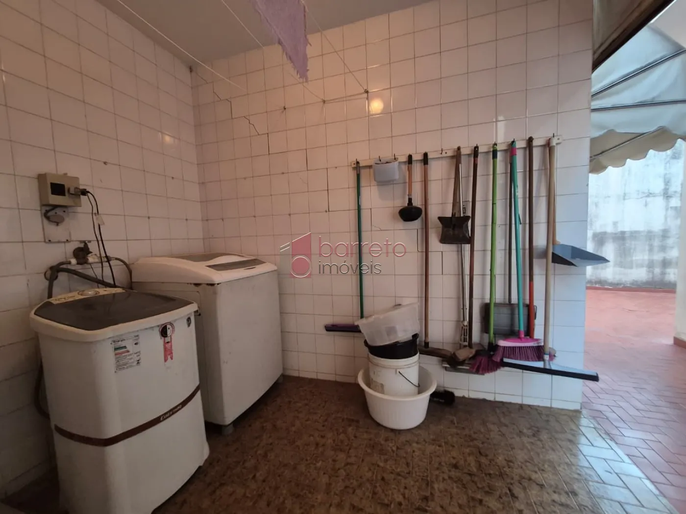 CASA À VENDA NO JARDIM ANA MARIA EM JUNDIAÍ/SP