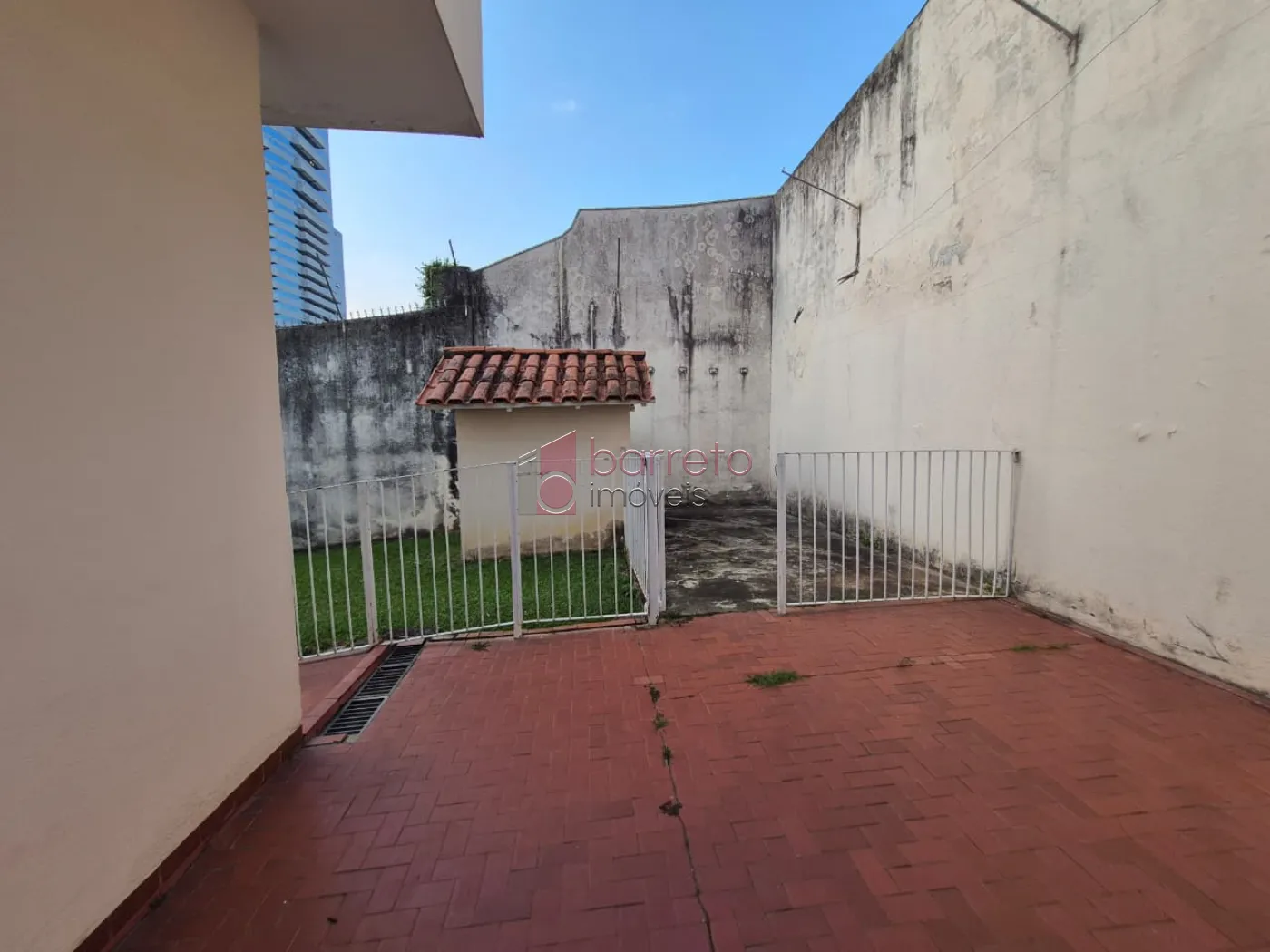 CASA À VENDA NO JARDIM ANA MARIA EM JUNDIAÍ/SP