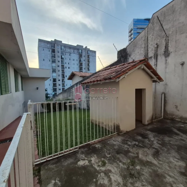CASA À VENDA NO JARDIM ANA MARIA EM JUNDIAÍ/SP