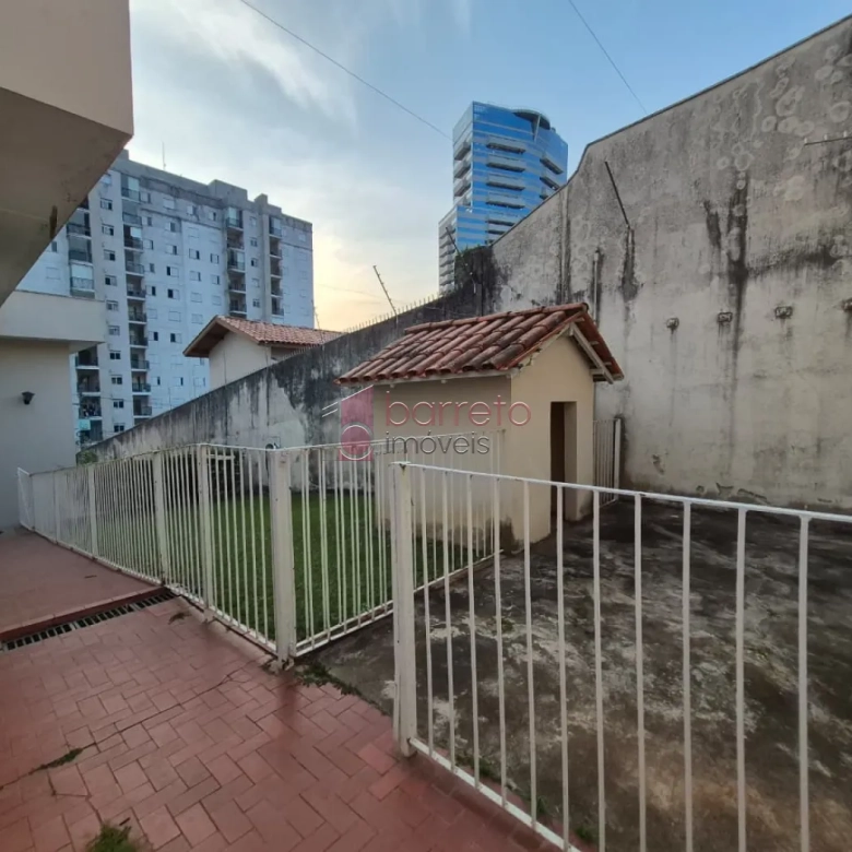 CASA À VENDA NO JARDIM ANA MARIA EM JUNDIAÍ/SP
