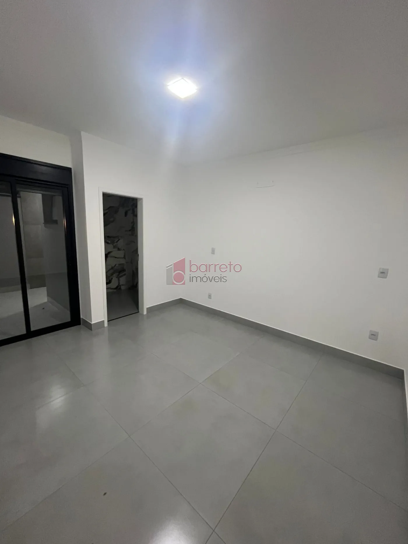 CASA TÉRREA À VENDA NO JARDIM MARAMBAIA EM JUNDIAÍ/SP