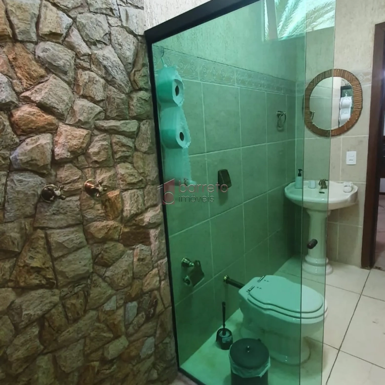CASA ESTILO LOFT À VENDA NO JARDIM MESSINA EM JUNDIAÍ