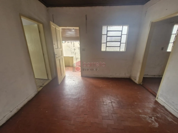 CASA COM EDÍCULA À VENDA NO JARDIM PACAEMBÚ EM JUNDIAÍ/SP