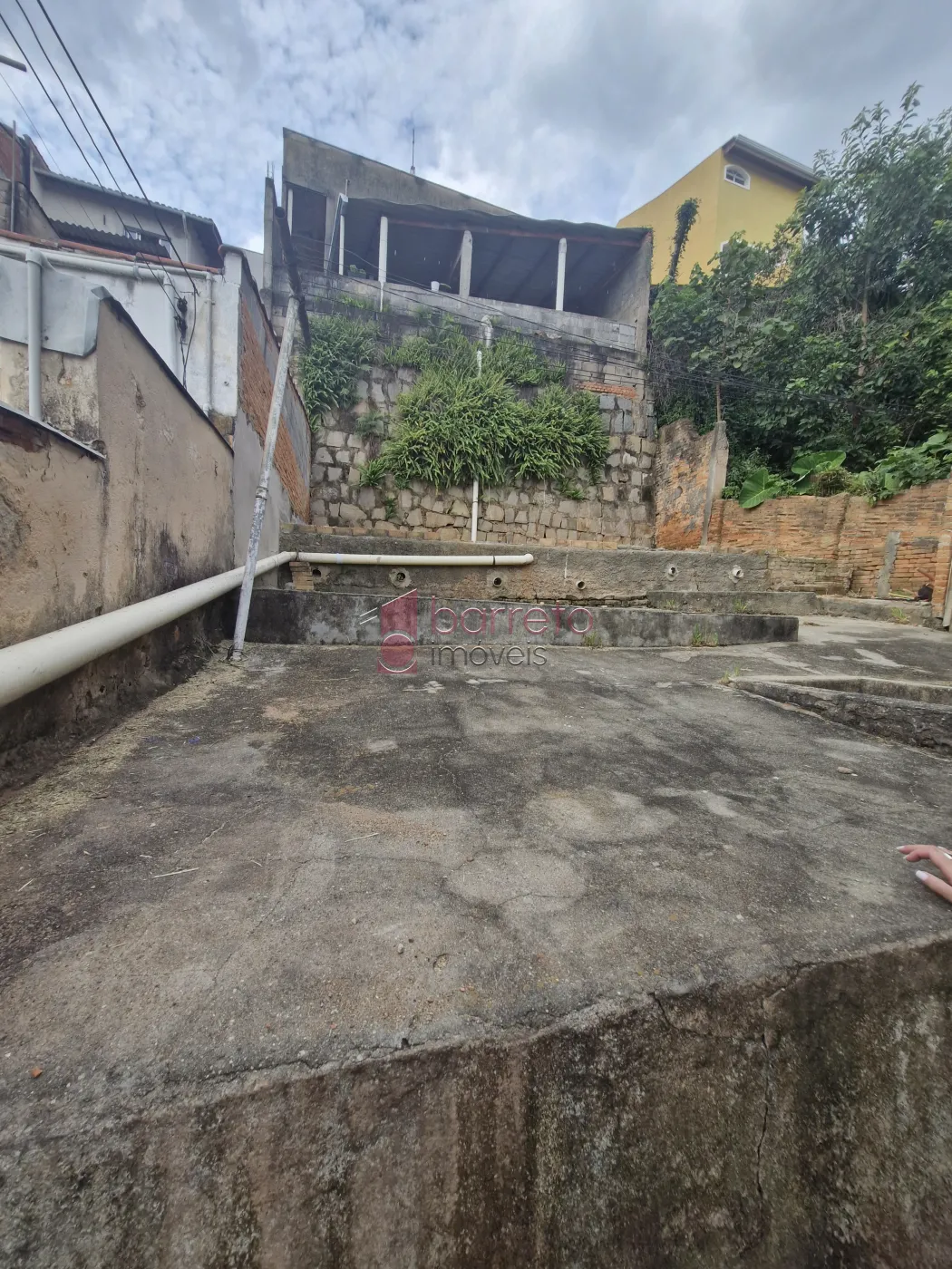 CASA COM EDÍCULA À VENDA NO JARDIM PACAEMBÚ EM JUNDIAÍ/SP
