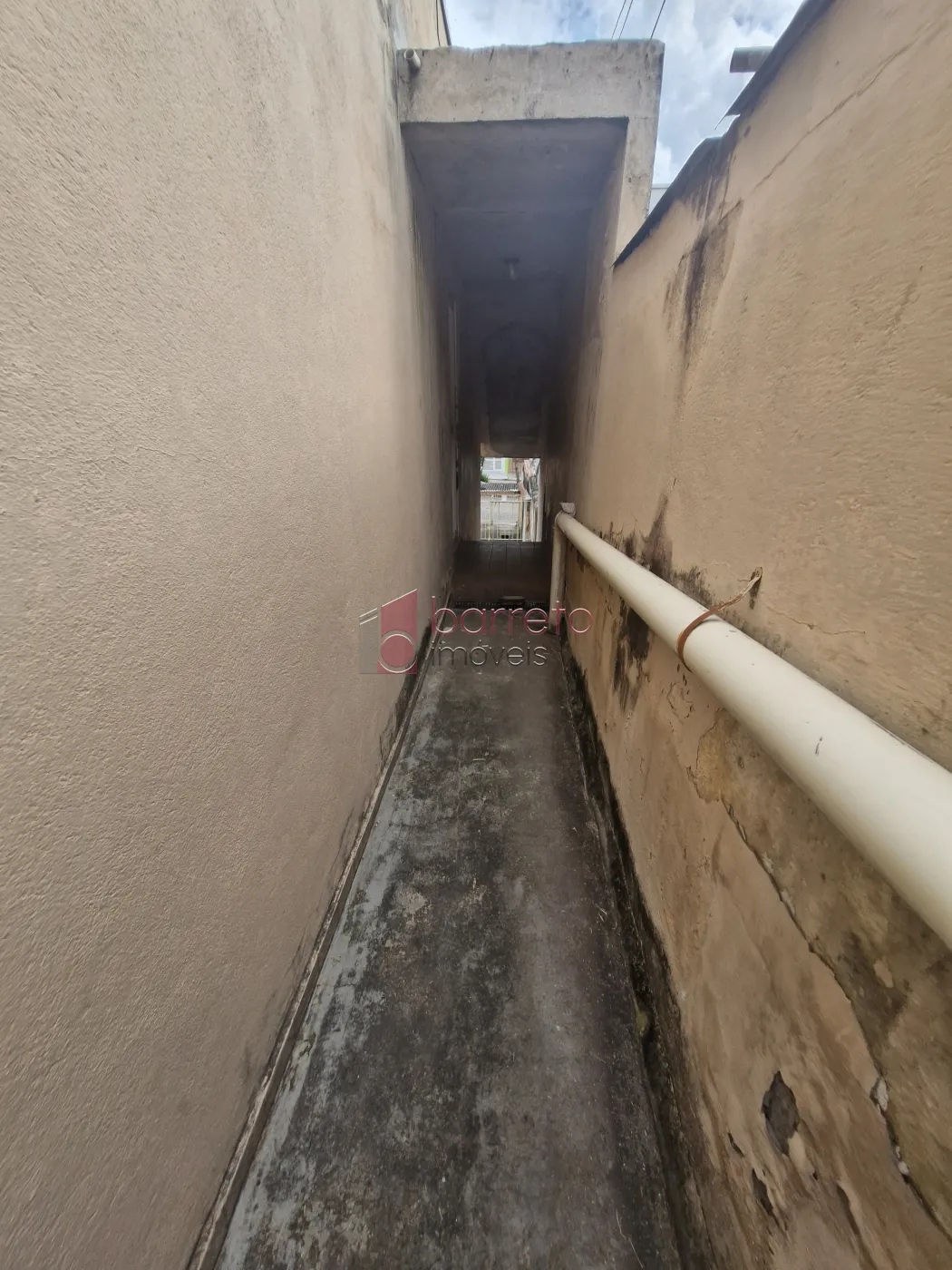 CASA COM EDÍCULA À VENDA NO JARDIM PACAEMBÚ EM JUNDIAÍ/SP