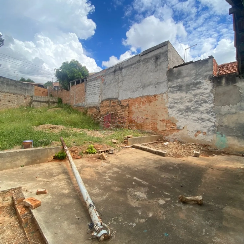 CASA À VENDA NO JARDIM PACAEMBÚ EM JUNDIAÍ/SP