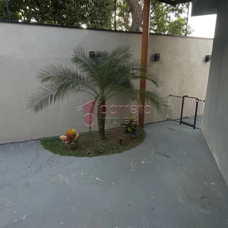 CASA TÉRREA SEMI MOBILIADA PARA VENDA NO BAIRRO MEDEIROS – JUNDIAÍ/SP