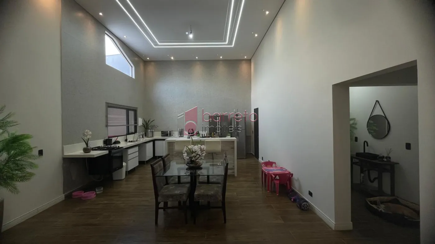 CASA TÉRREA SEMI MOBILIADA PARA VENDA NO BAIRRO MEDEIROS – JUNDIAÍ/SP