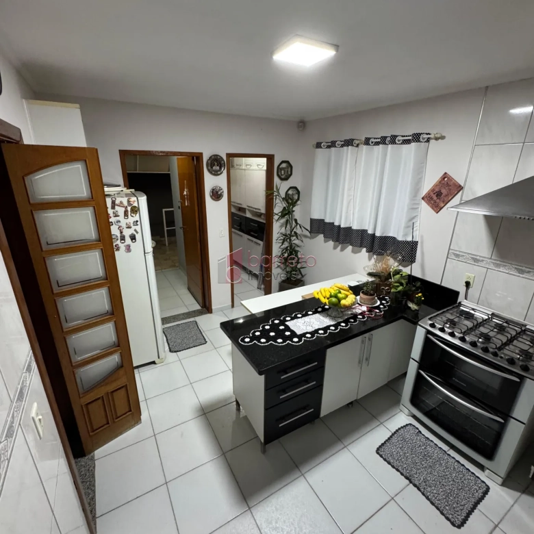 CASA SOBRADO MOBILIADA À VENDA NO BAIRRO JARDIM SÃO VICENTE EM JUNDIAÍ/SP