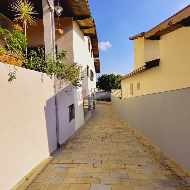 CASA À VENDA NO JARDIM SÃO VICENTE – JUNDIAÍ/SP