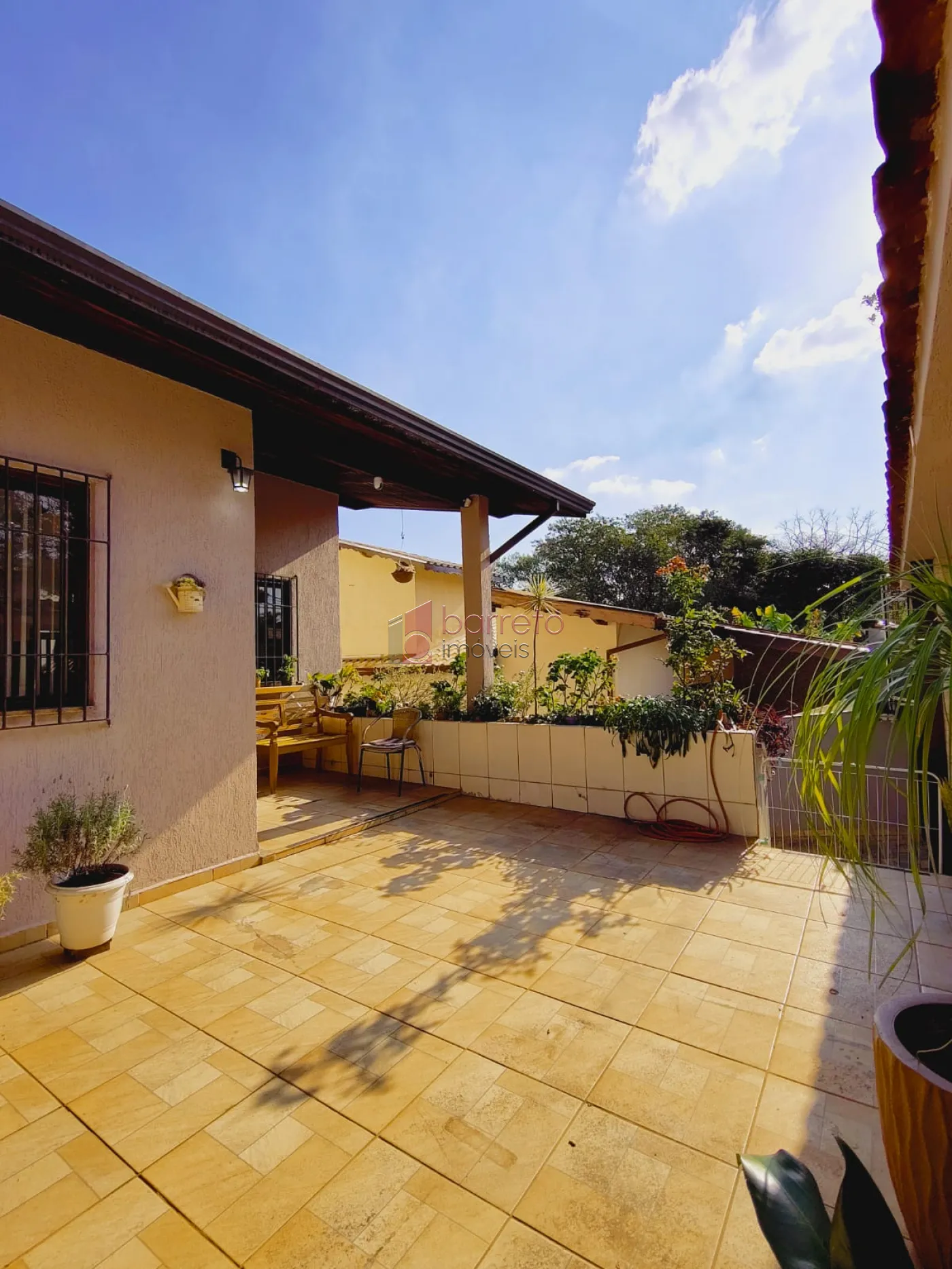 CASA À VENDA NO JARDIM SÃO VICENTE – JUNDIAÍ/SP